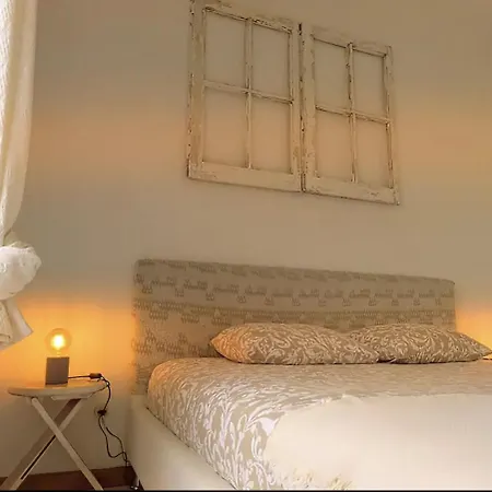 Santa Cruz Ferias De Sonho * Silveira (Lisbon)